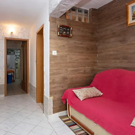 Apartments By The Sea Grebastica, Sibenik - 461 Grebastica