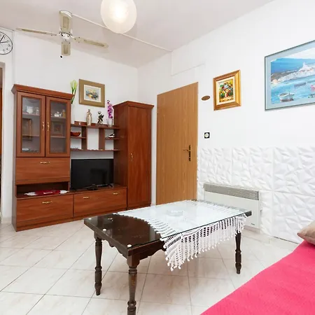 Apartments By The Sea Grebastica, Sibenik - 461 Apartment *