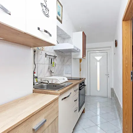 Apartman By The Sea Grebastica, Sibenik - 461 Grebaštica