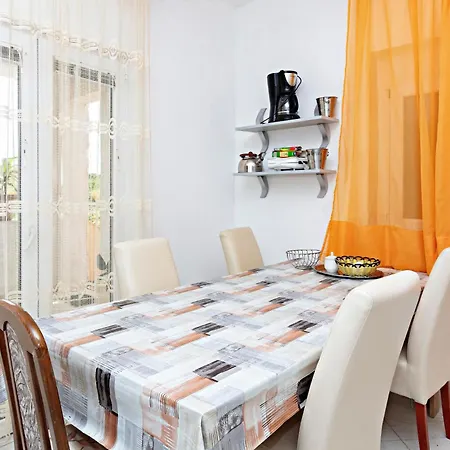 Apartman By The Sea Grebastica, Sibenik - 461 *